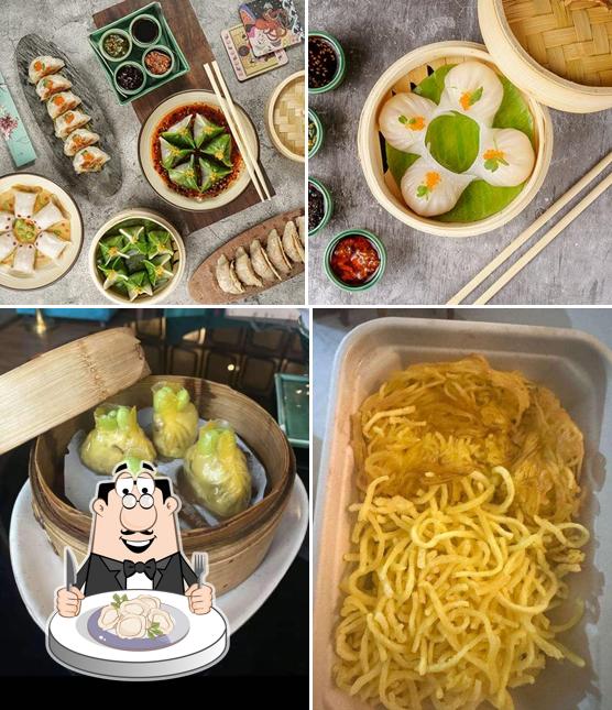 Dumplings at Mamagoto