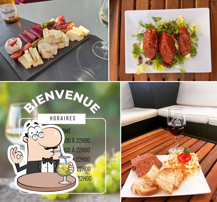 La bevanda e cibo del ristorante