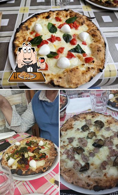 A Pizzeria Irene l’Antica Pizzeria, puoi prenderti una bella pizza