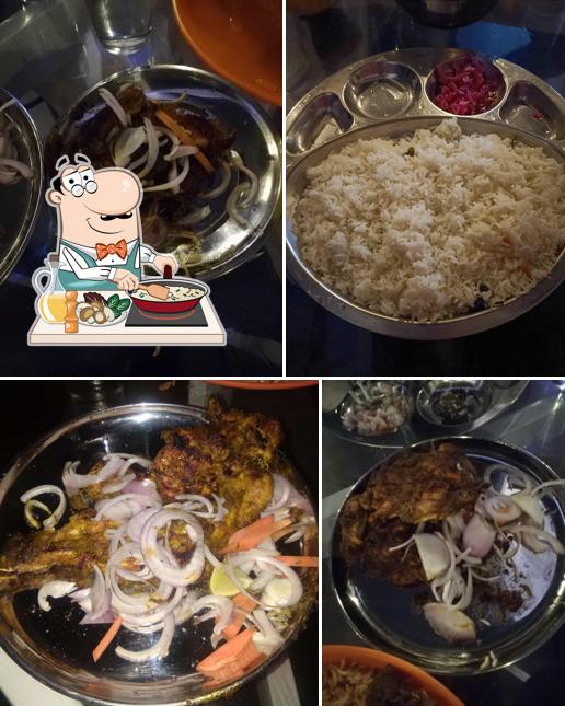 Indian Family Mandhi And Madhooth Centre