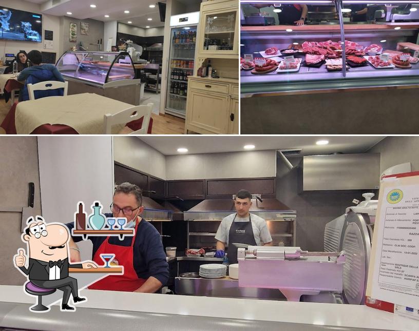 Siediti a un tavolo di Macelleria e braceria di Antonio Carlucci