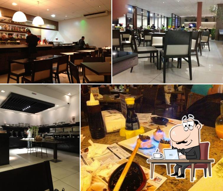 O interior do Casa do Frango Sushibar