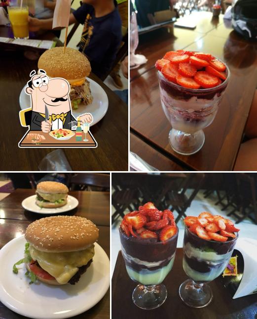 Sanduíche de carne de porco desfiada em Açaí Wave Cornélio Procópio