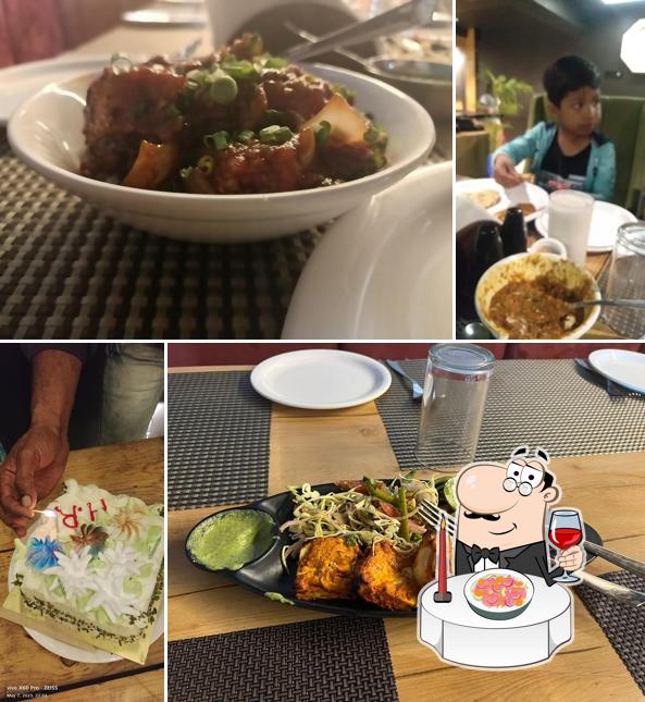 Tuna tartare at Maniratna Restaurant