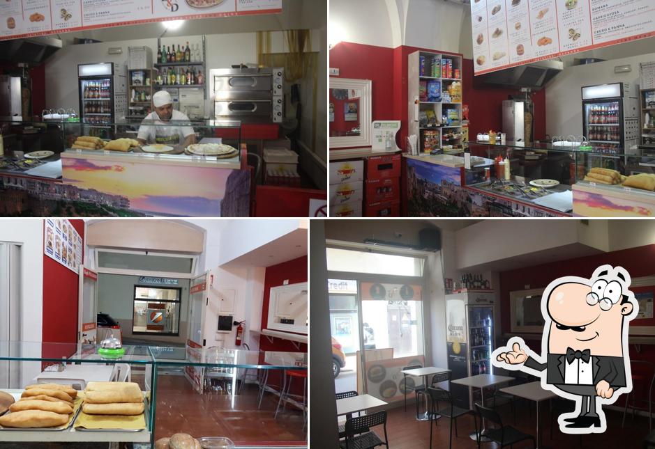 Siediti a un tavolo di Eat & Drink Kebaab & Pizza