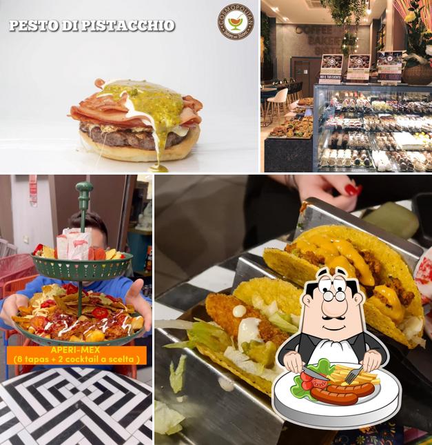 Cibo al Cosmopolitan Fusion Mexican Grill