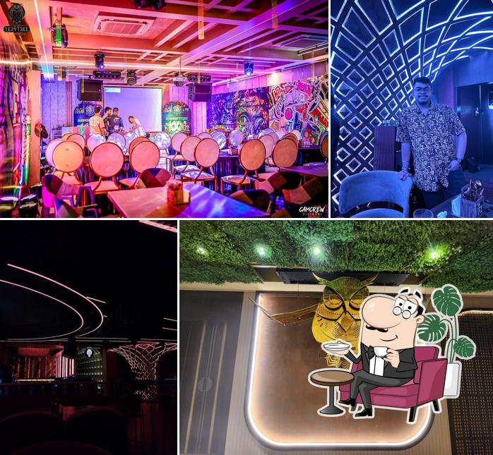 The King's Inn SILIGURI _Pub & Night Club