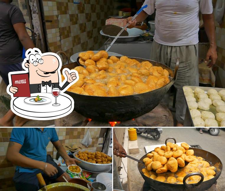 Kachori at Sadhu Ram Kachori Wale