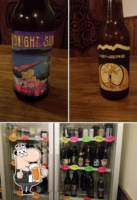 Goditi una bella birra a fine giornata