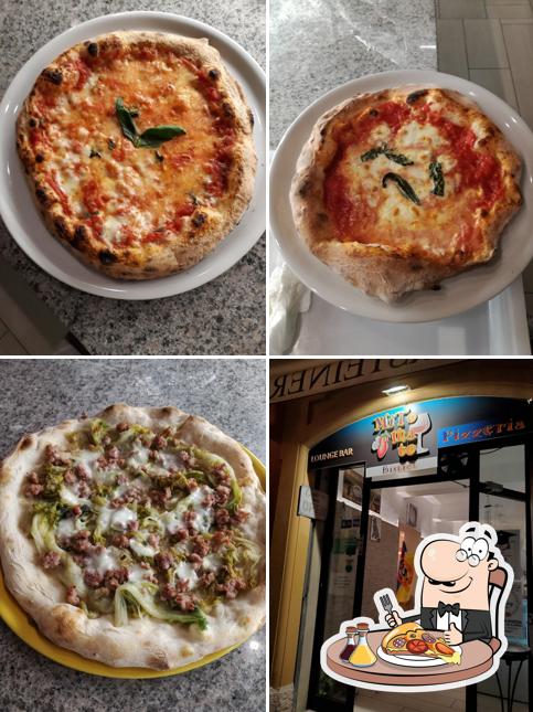 Ordina tra le svariate varianti di pizza