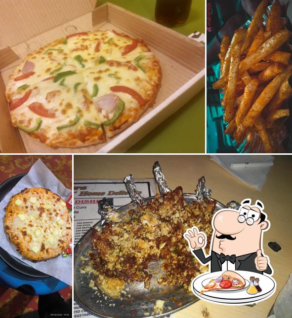 Order pizza at Maharaja Vadapav