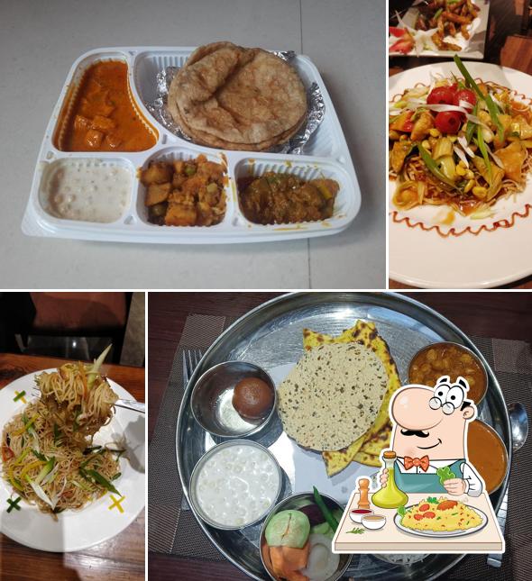 Chow mein at Neelkanth Sweets