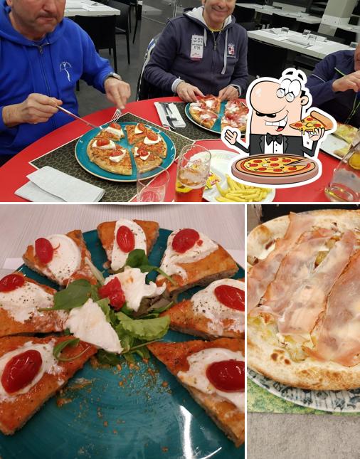 Prova una pizza a Azzurra Pizza & Restaurant
