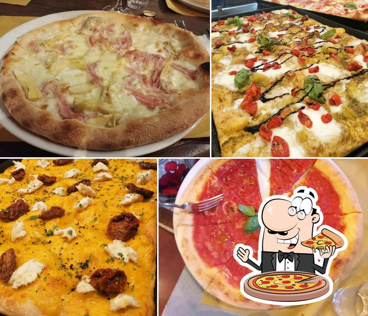 Ordina una pizza a PLOOM STORE Santilli Gran Caffè Tabacchi