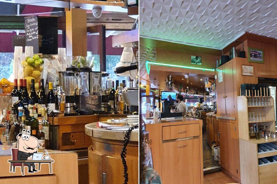 Installez-vous à l'une des tables de Le Télégraphe