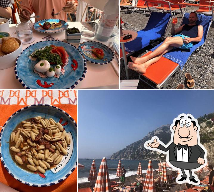 Siediti a un tavolo di Arienzo Beach Club