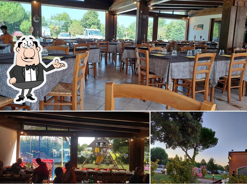 Tra le varie cose da Ristorante Pizzeria I Girasoli si possono trovare la interni e esterno