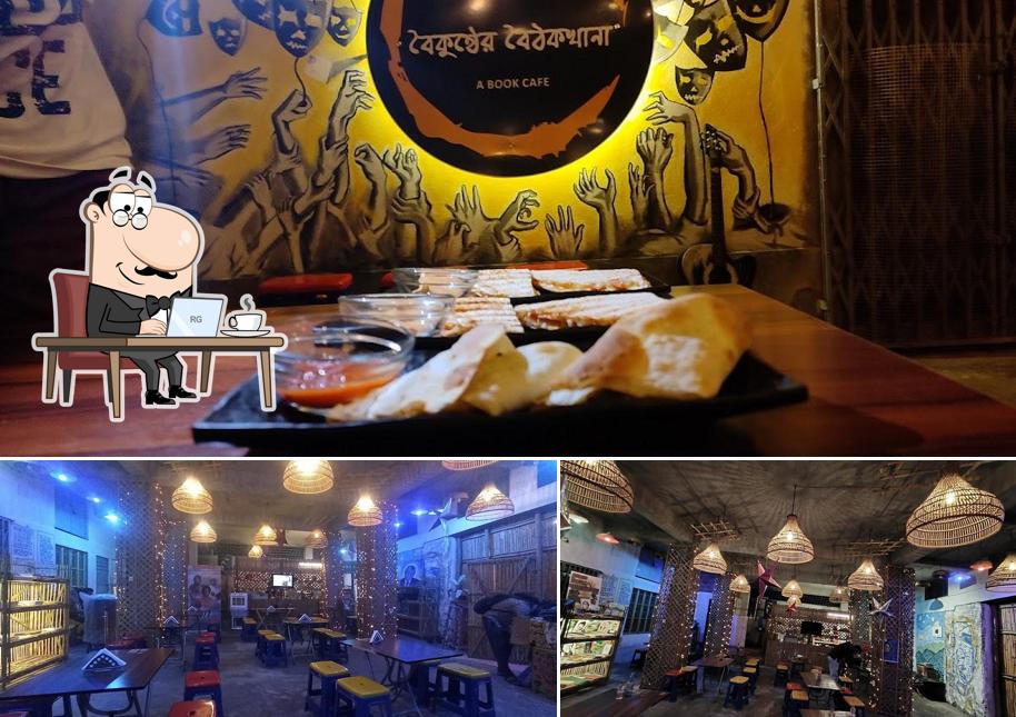 Among different things one can find interior and food at বৈকুন্ঠের বৈঠকখানা