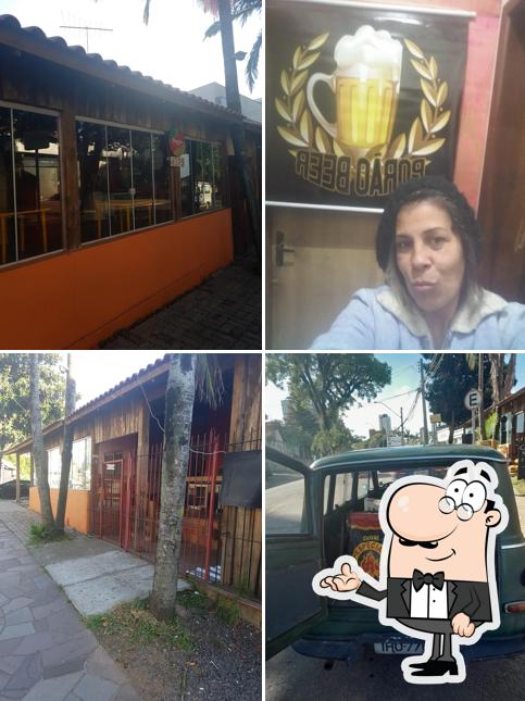 A interior e exterior do restaurante