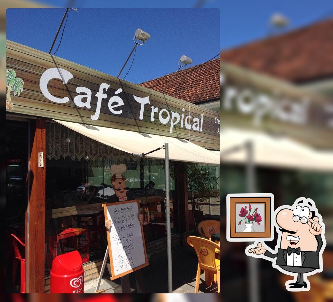 Pub e Restaurante Tropical