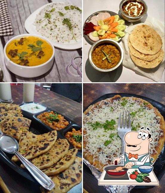 Chicken curry at Paratha World