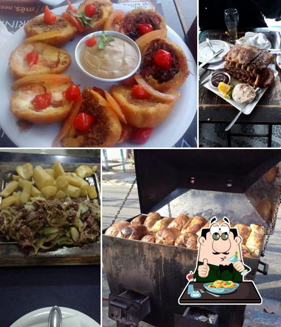 Comida em Bar Cachambeer