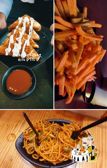 Meals at Chai Sutta Bar, Jaora Compound