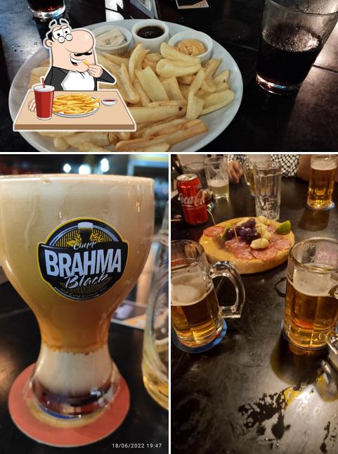 Batata frita em CHAMA RÚSTICA Chopp & Burger