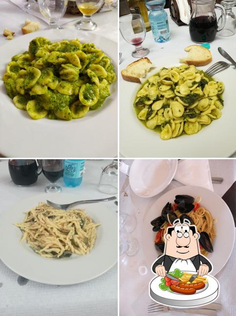 Cibo al Al Vecchio Casello B&B - Trattoria Pizzeria - Prodotti Tipici Pugliesi