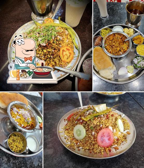 Fried rice at Jogeshwari Misal Pimpri - Best Misal in Pune