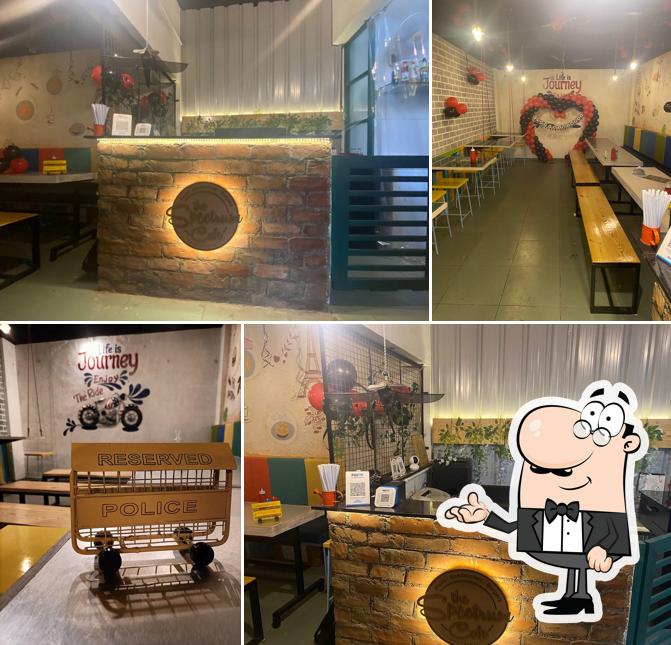 The Spectrum Cafe and Pizzeria