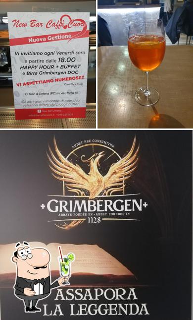 Goditi un drink a PHOENIX PUB (NEW BAR CAFFÈ)