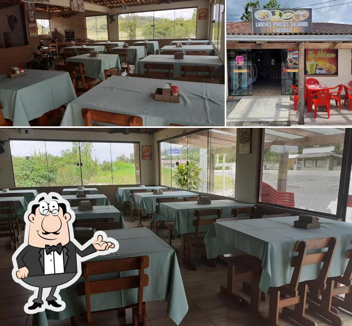 O interior do Quiosque Tio Nilson