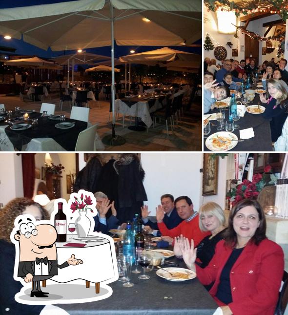 Vedi questa foto di Caffè Retro Ristorante