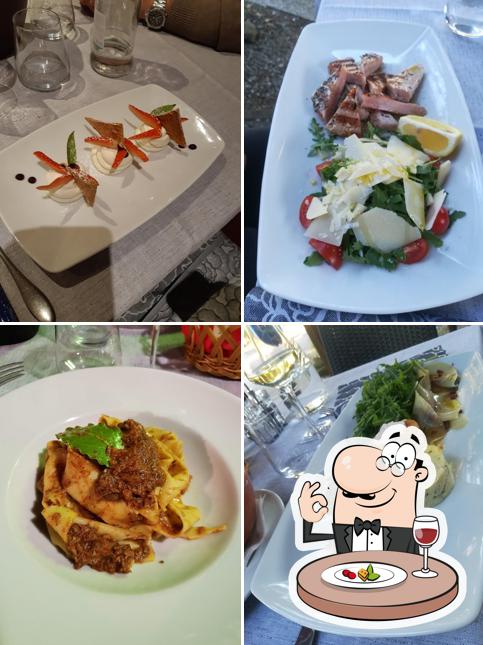 Cibo al Ristorante La Cicala Che Ride