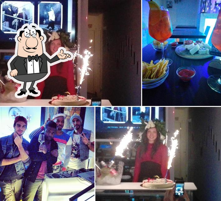 Siediti a un tavolo di Tri Scalein Modena