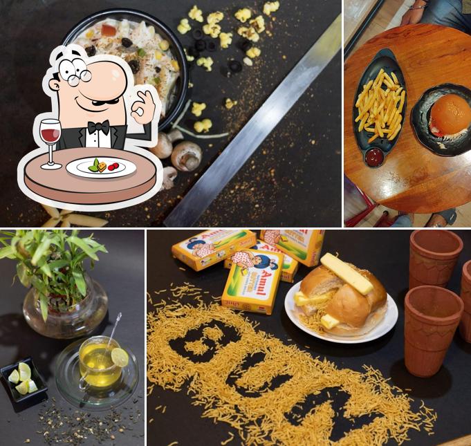 Samocha : Stories Around Chai