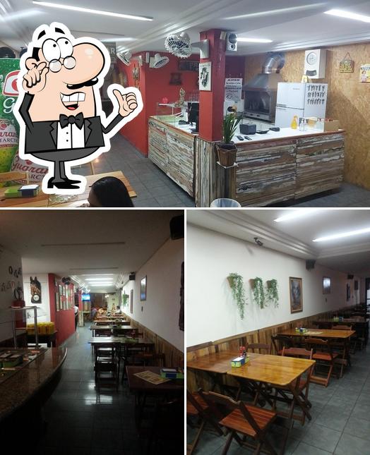 O interior do Pangaré Bar e Restaurante