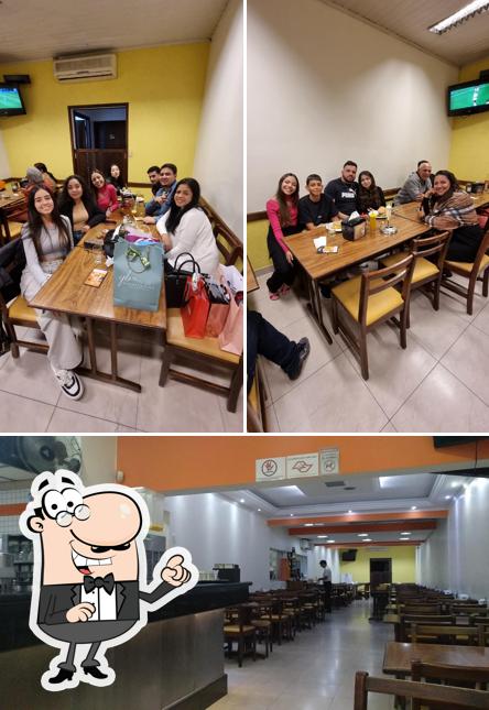 O interior do Lanches no Ponto