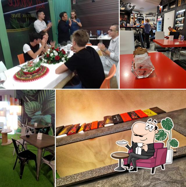 Gli interni di Ri_Chi Caffe