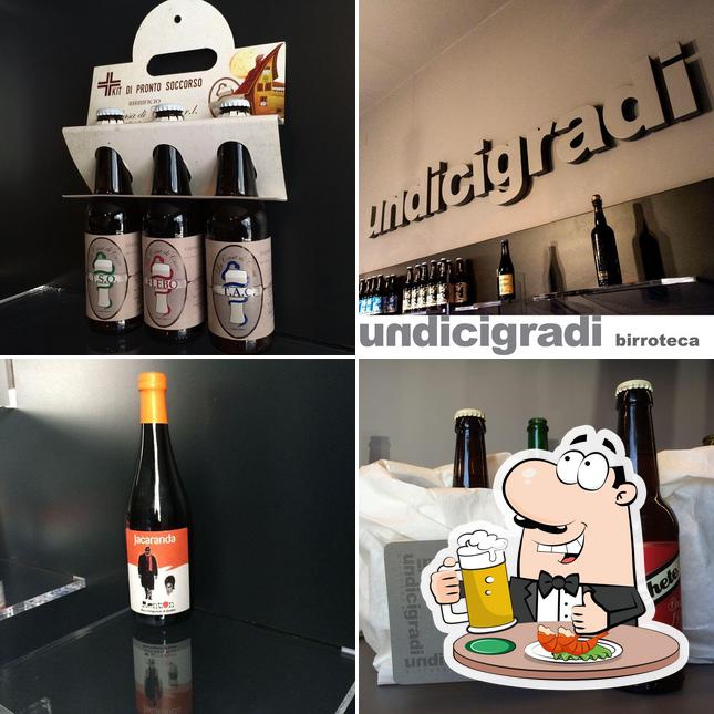 Puoi ordinare un rinfrescante bicchiere di birra chiara o scura