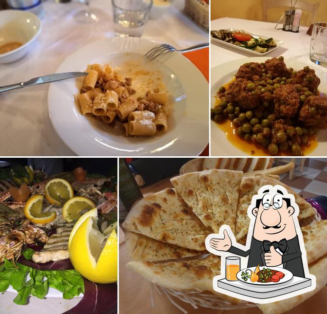 Cibo al Ristorante & Pizzeria Le 12 Colonne