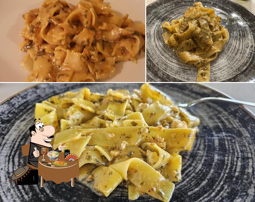 Pappardelle al Trattoria Al Nuovo Antico Pavone