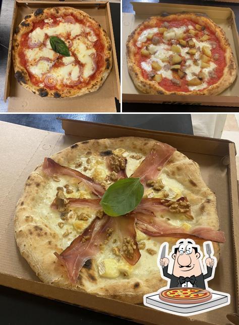 A Amayra Pizza e Kebab, puoi ordinare una bella pizza