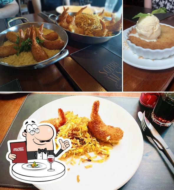 Bolo de frutas em Coco Bambu Maringá