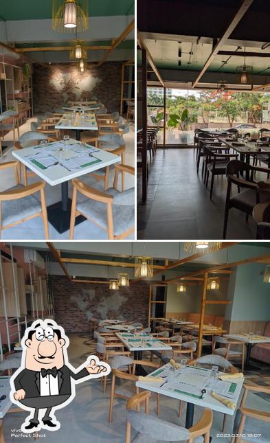 Check out how Rarus - Offbeat Dining Experience looks inside