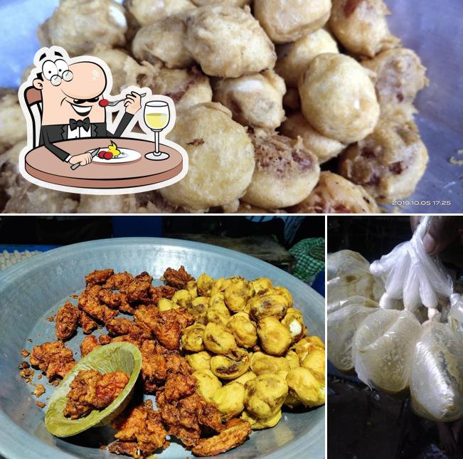 Food at Nata Pokoda Store