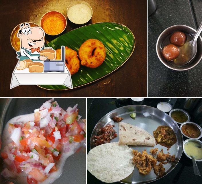 Garlic bread at Naivedyam Veg Fast