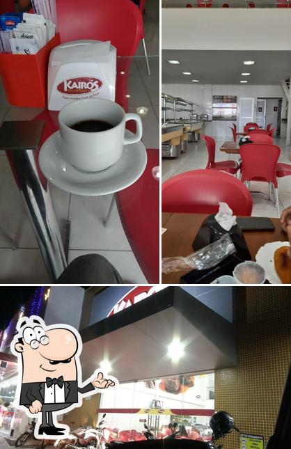 O interior do Kairós Delicatessen