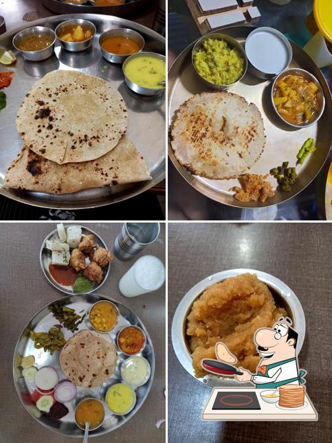 Pancakes at Purohit Bhojnalya